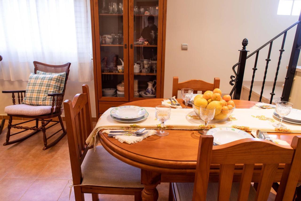 レリアナ Florit Flats - The Orange Lemon Tree Houseヴィラ エクステリア 写真
