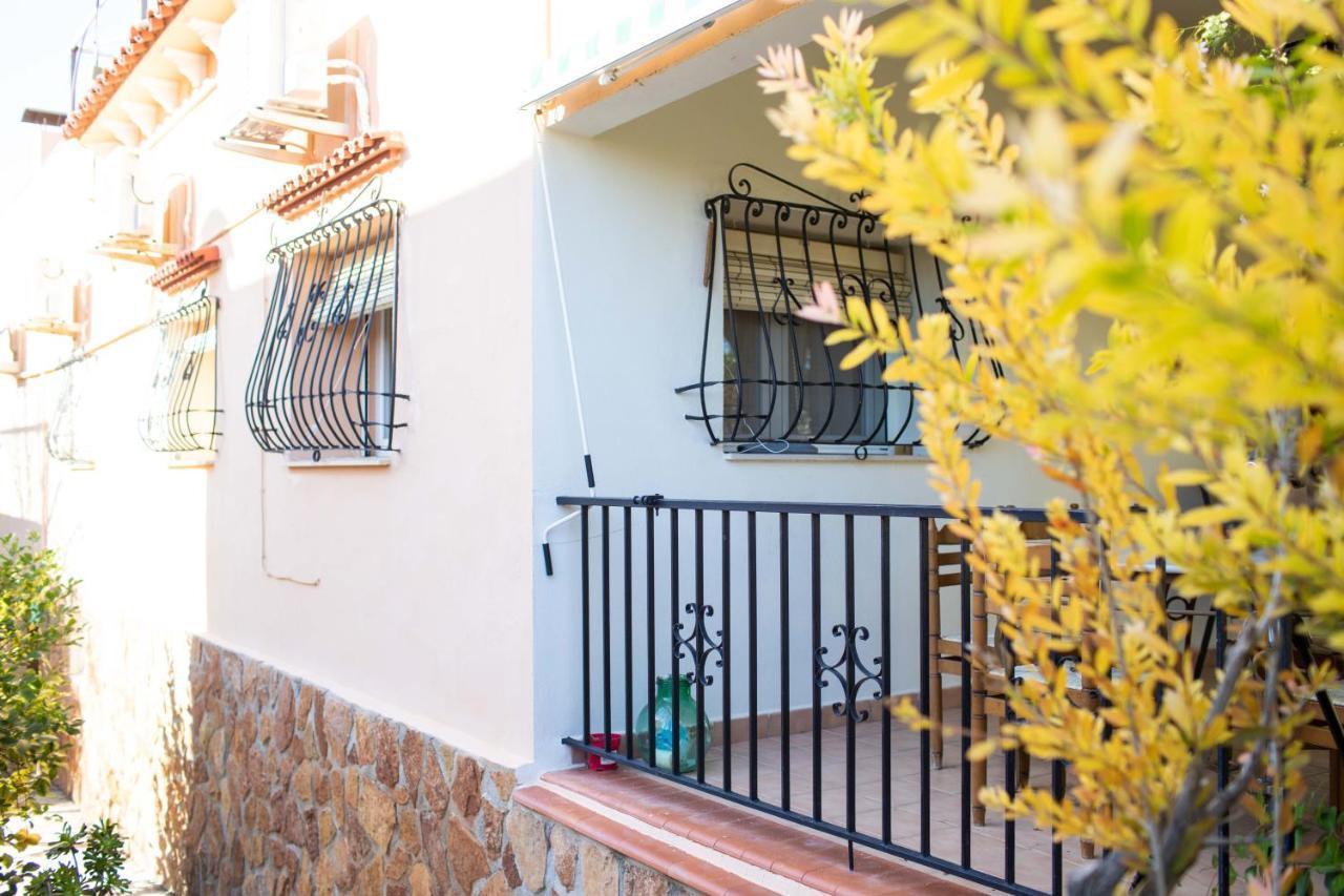 レリアナ Florit Flats - The Orange Lemon Tree Houseヴィラ エクステリア 写真