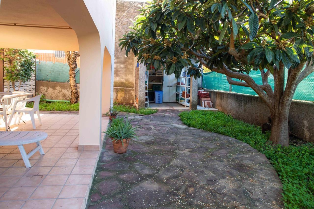 レリアナ Florit Flats - The Orange Lemon Tree Houseヴィラ エクステリア 写真