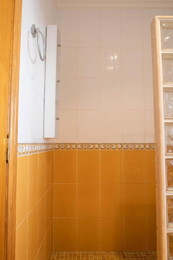 レリアナ Florit Flats - The Orange Lemon Tree Houseヴィラ エクステリア 写真